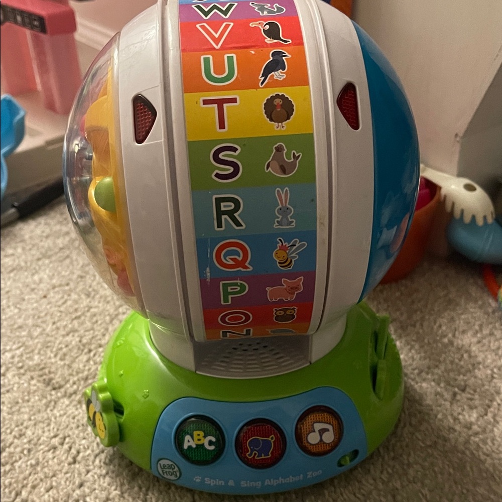Leap Frog Spin & Sing Alphabet Zoo Toy - Green, Blue, Multicolor